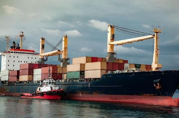 國(guó)際貨運(yùn)代理是全球貿(mào)易中至關(guān)重要的一環(huán)