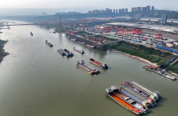 國際貨運代理憑借其獨特的優勢，成為物流領域的樞紐與變革者