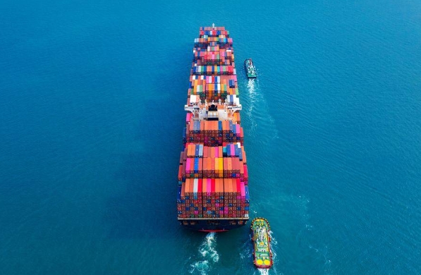 上海國(guó)際貨代在促進(jìn)國(guó)際貿(mào)易、推動(dòng)經(jīng)濟(jì)發(fā)展方面發(fā)揮著重要作用